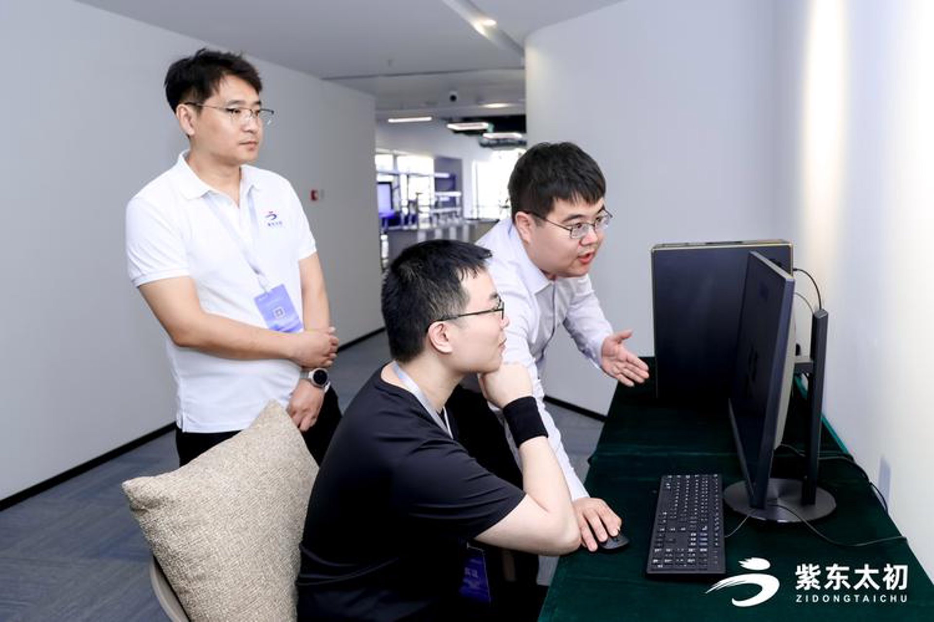 中科自主可控